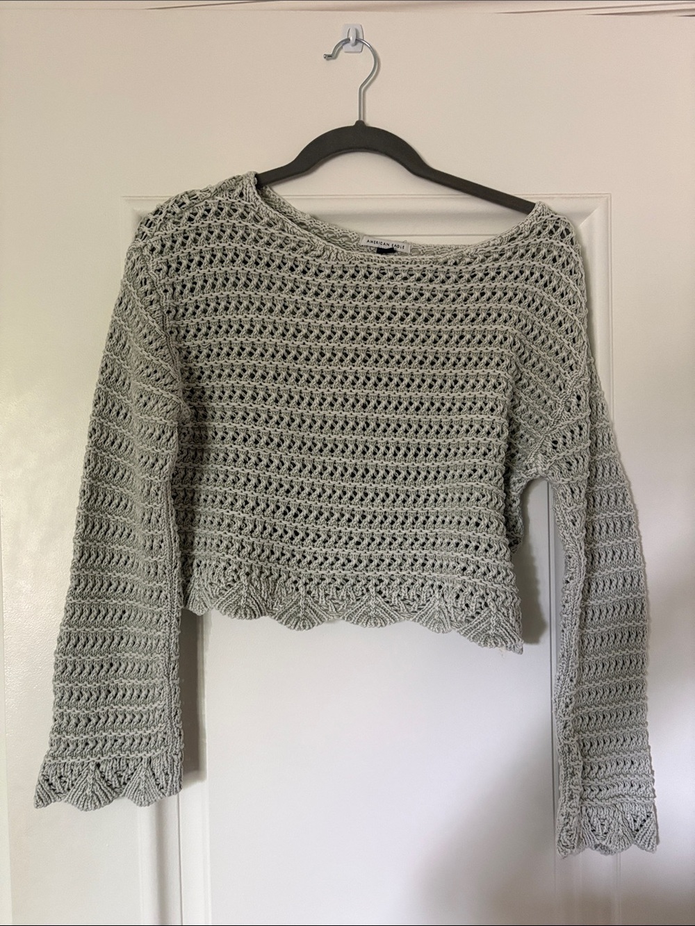 American Eagle sweater